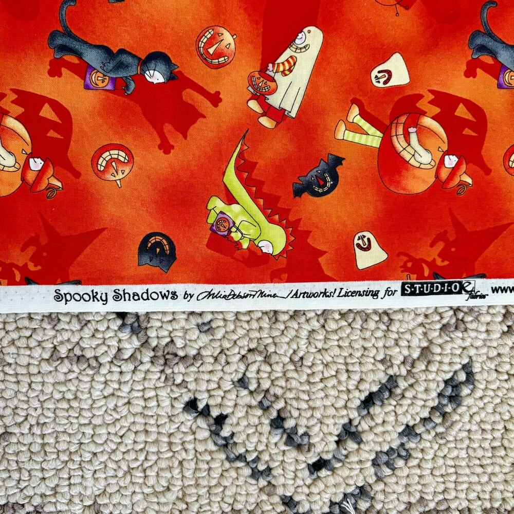 Rare OOP Studio E Spooky Shadows Halloween Fabric 1 Full Yard Julie Dobson Miner - Picture 4 of 5